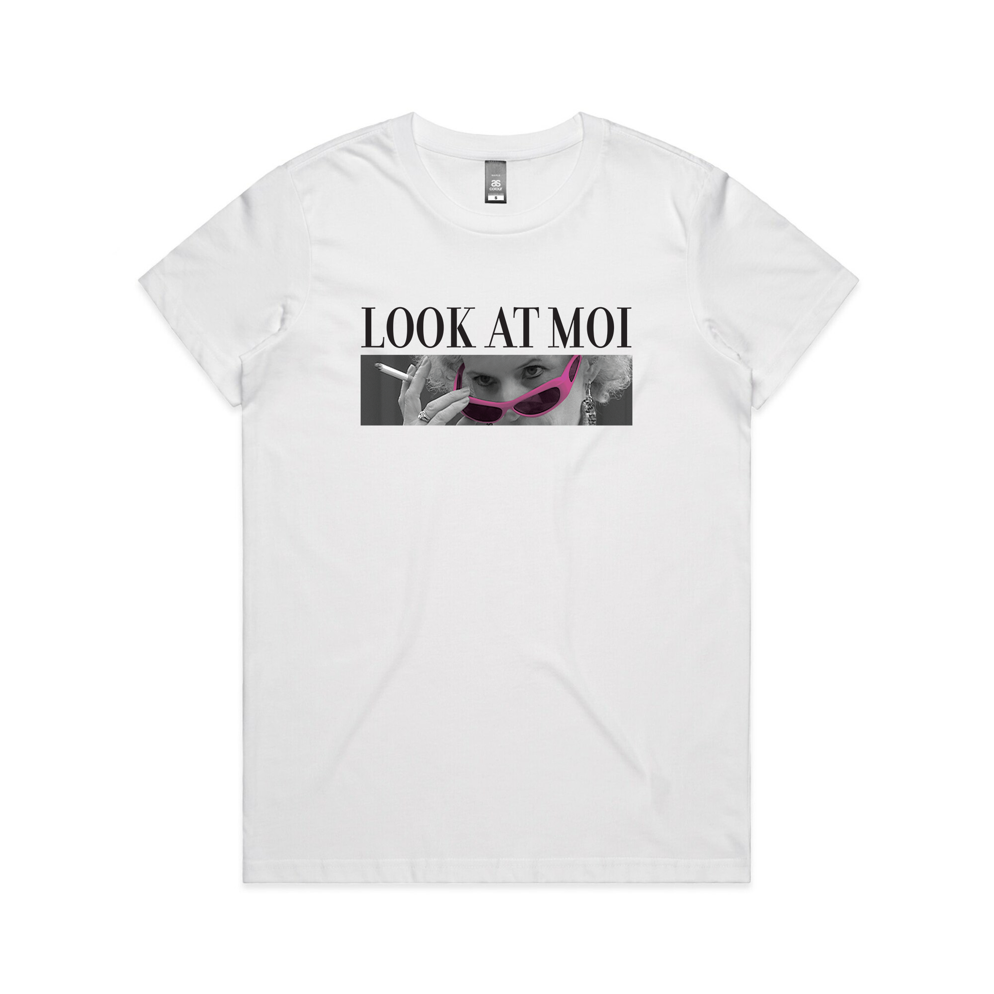 Look At Moi Tee