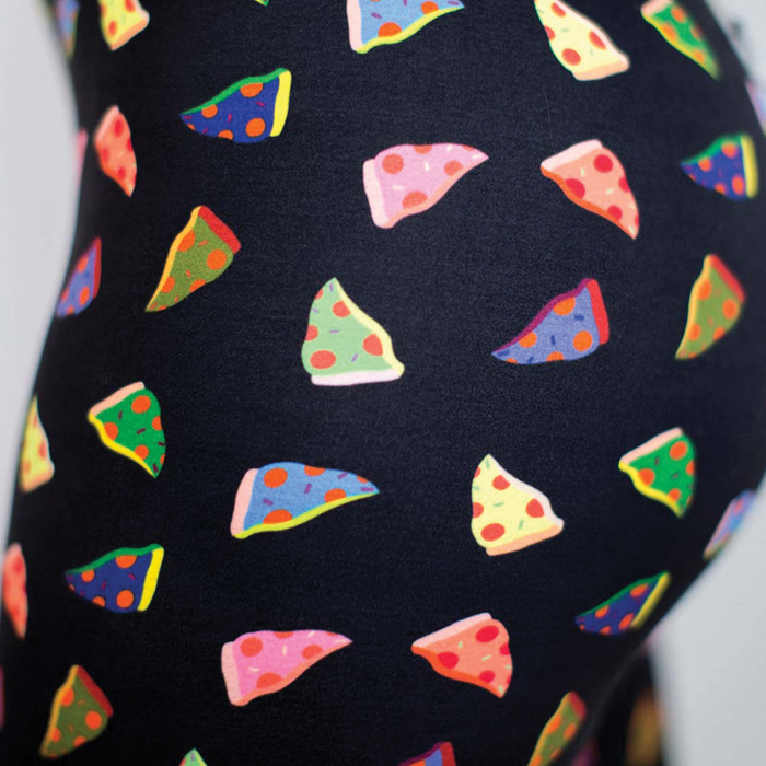15 Women Tried LuLaRoe's Leggings So You Don't Have To